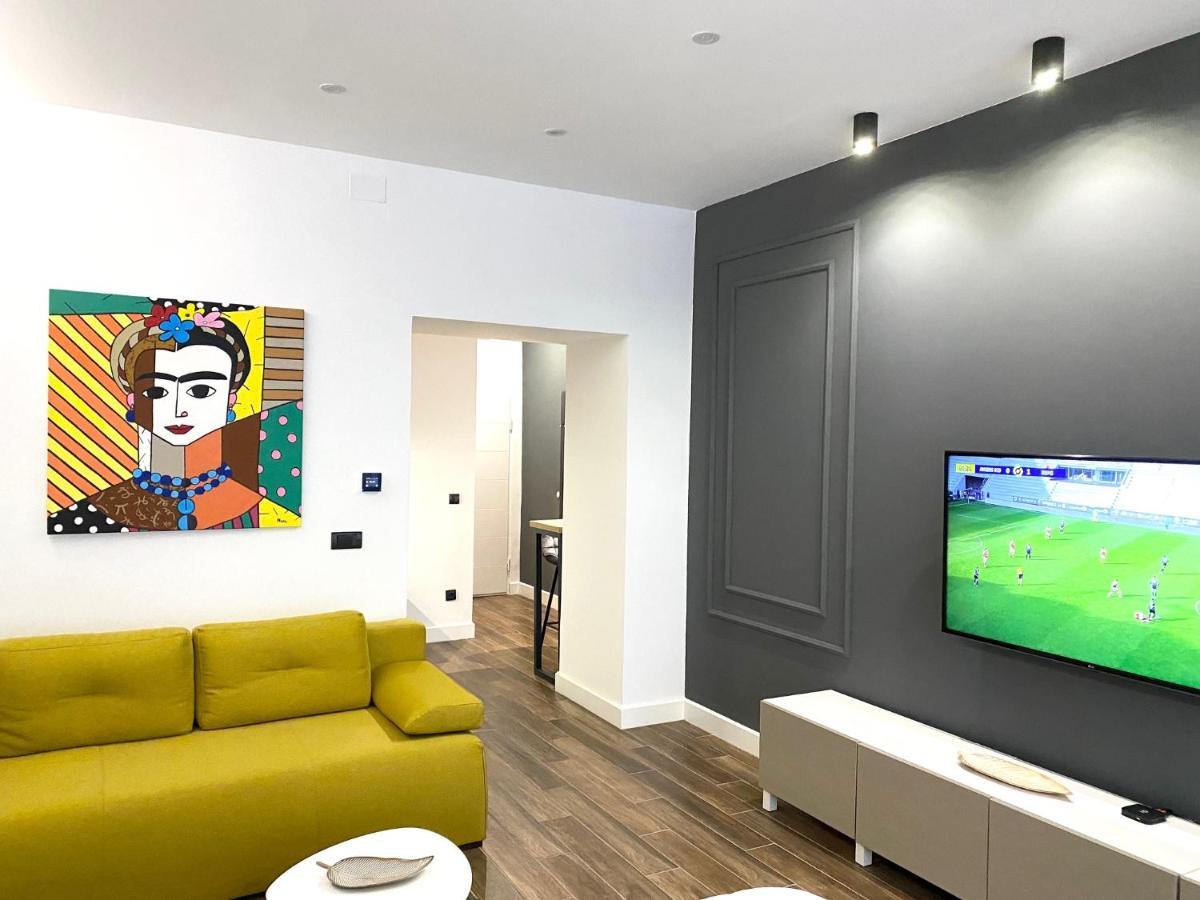 Moni Downtown Luxury Apartments Belgrado Exterior foto