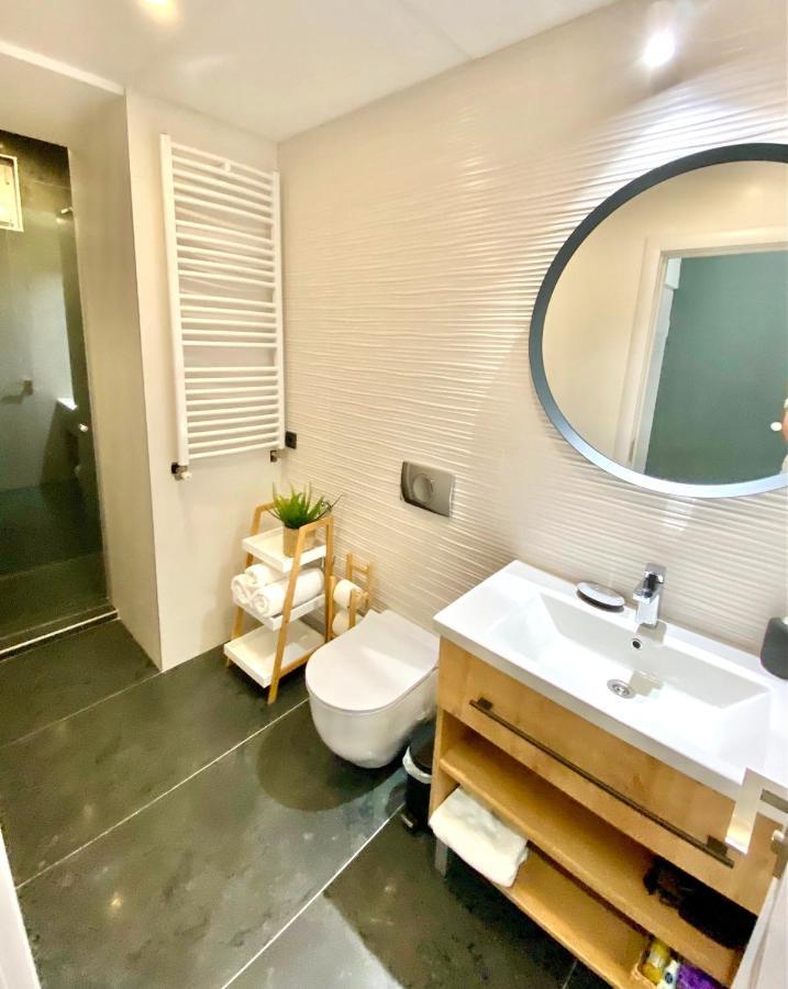 Moni Downtown Luxury Apartments Belgrado Exterior foto