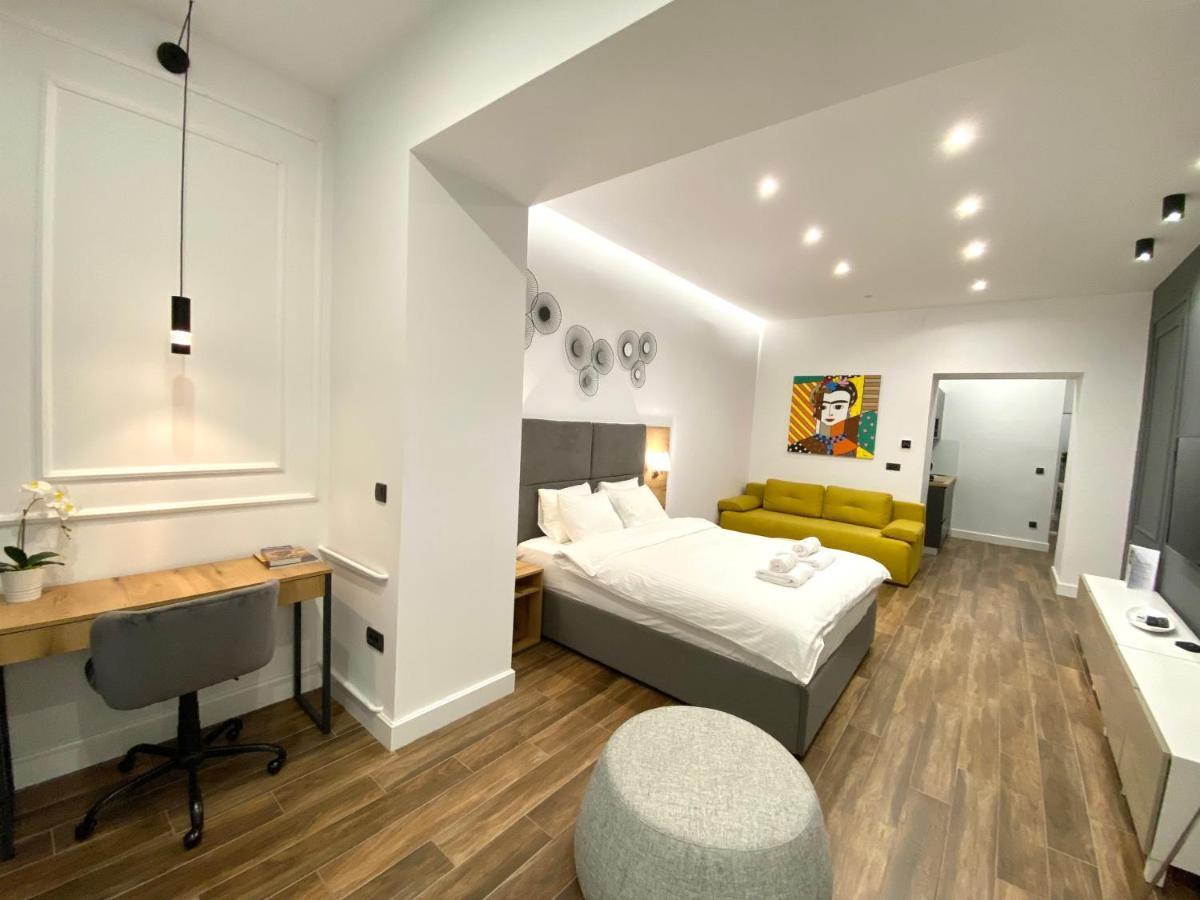 Moni Downtown Luxury Apartments Belgrado Exterior foto
