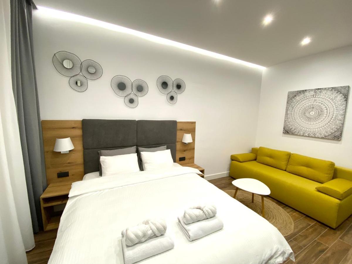 Moni Downtown Luxury Apartments Belgrado Exterior foto