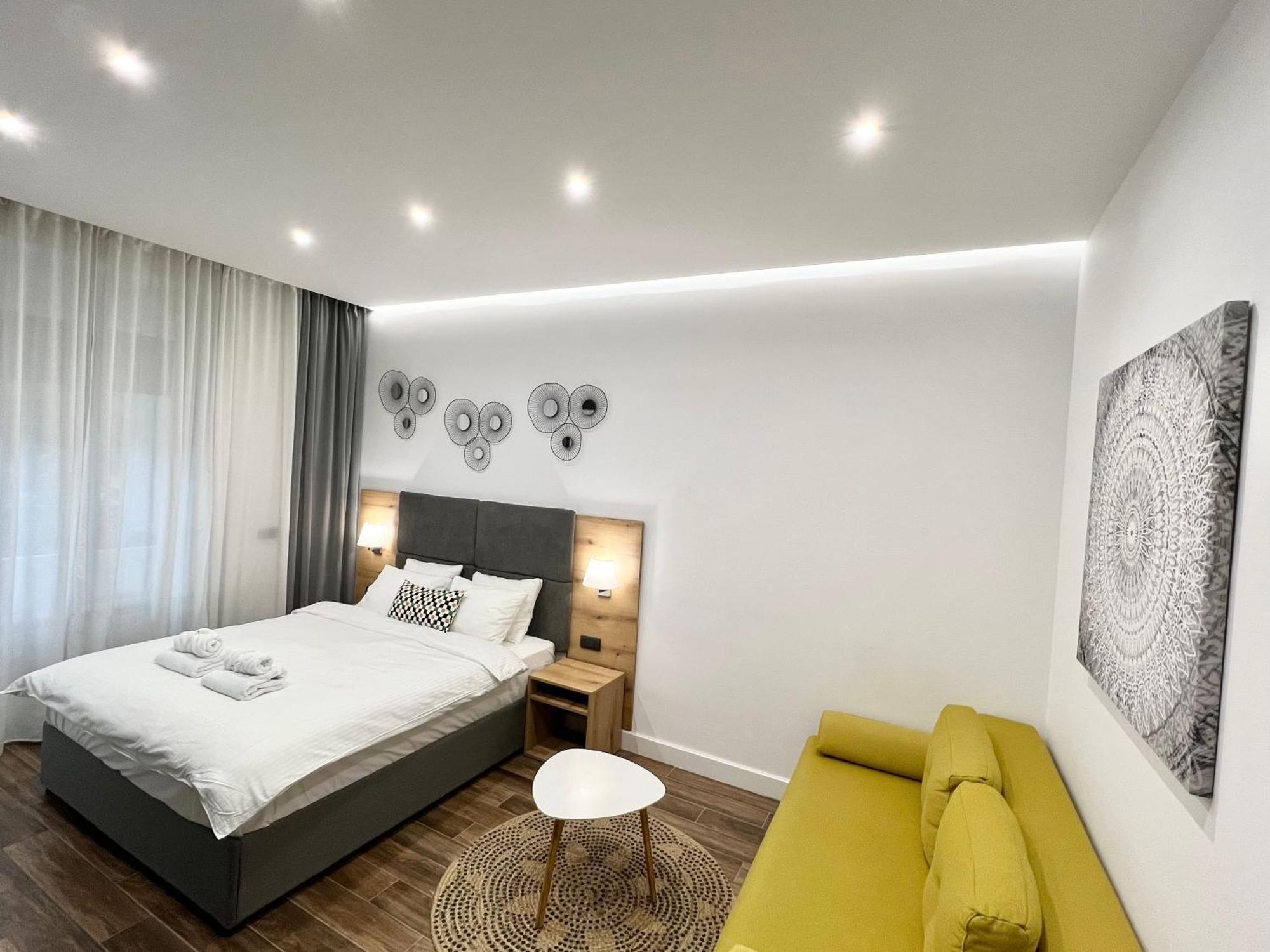 Moni Downtown Luxury Apartments Belgrado Exterior foto
